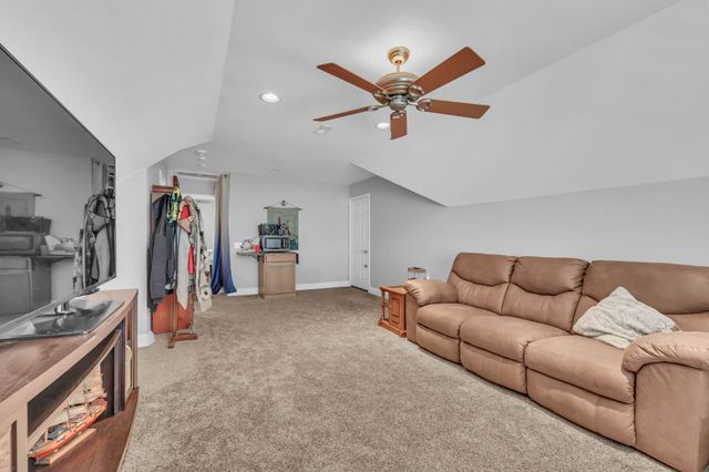 295 TURNBERRY CIRCLE, Clarksville, TN 37043