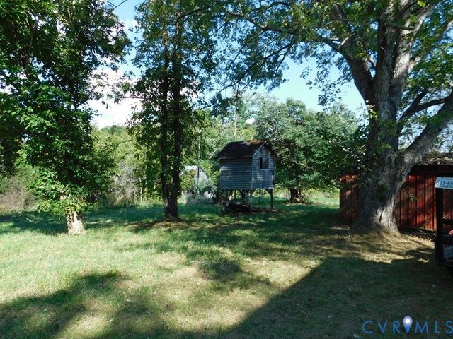 838 CRYmes Rd, Keysville, VA 23947