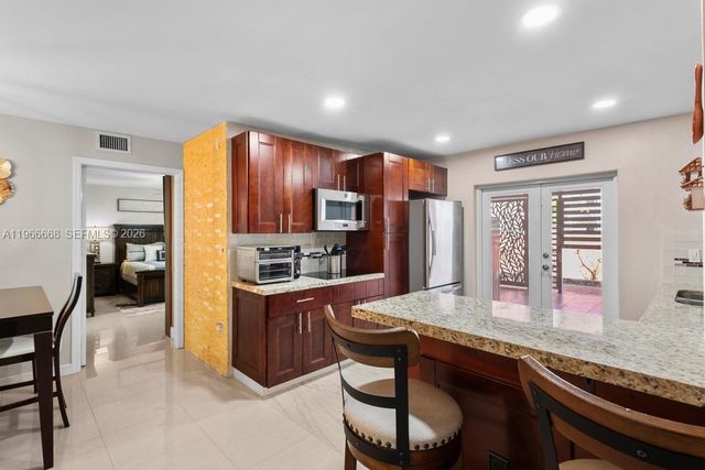 10951 W Okeechobee Rd 101, Hialeah Gardens, FL 33018