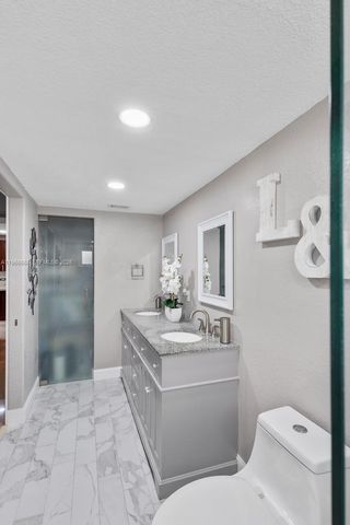 10951 W Okeechobee Rd 101, Hialeah Gardens, FL 33018