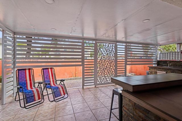 10951 W Okeechobee Rd 101, Hialeah Gardens, FL 33018