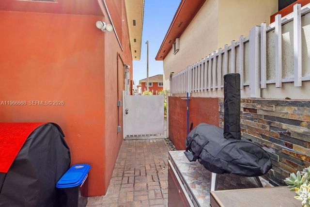 10951 W Okeechobee Rd 101, Hialeah Gardens, FL 33018