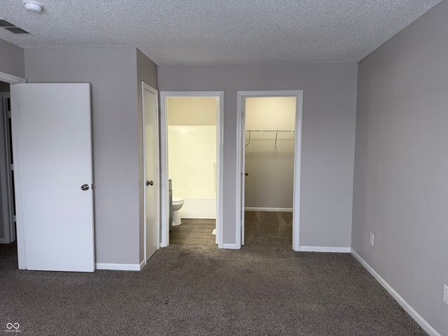 4249 Village Bend Drive, Indianapolis, IN 46254