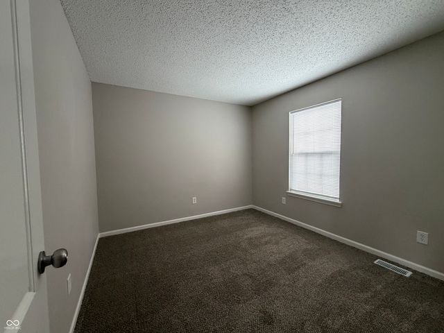 4249 Village Bend Drive, Indianapolis, IN 46254