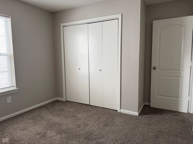 4249 Village Bend Drive, Indianapolis, IN 46254