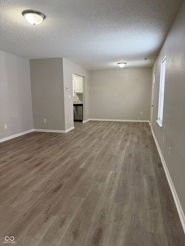 4249 Village Bend Drive, Indianapolis, IN 46254