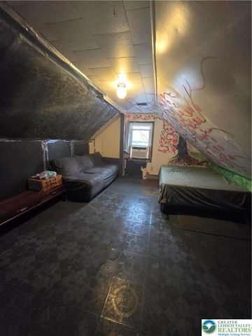 2236 Lincoln Street, Bethlehem City, PA 18017