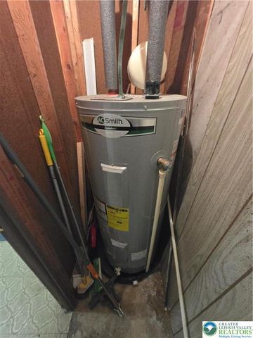 2236 Lincoln Street, Bethlehem City, PA 18017