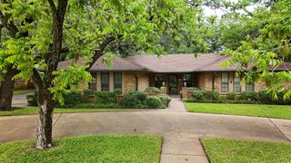 1305 Cliff Drive, Graham, TX 76450