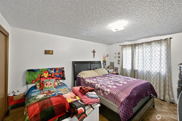 410 10th Street, Lynden, WA 98264