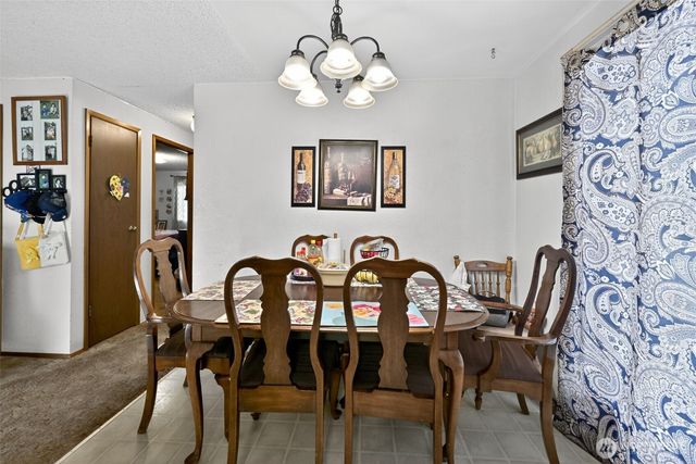 410 10th Street, Lynden, WA 98264