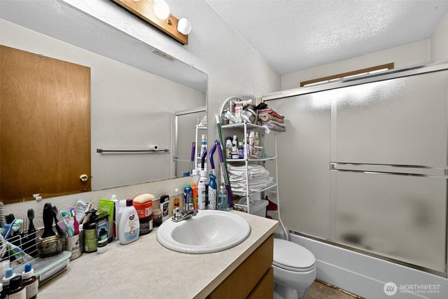 410 10th Street, Lynden, WA 98264