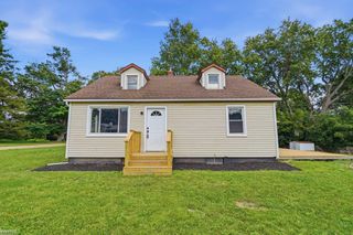 595 1st Street, Oxford Twp, MI 48371