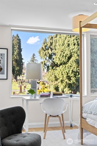 1536 15th Avenue E, Seattle, WA 98112