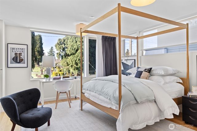 1536 15th Avenue E, Seattle, WA 98112