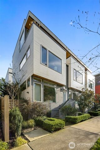 1536 15th Avenue E, Seattle, WA 98112