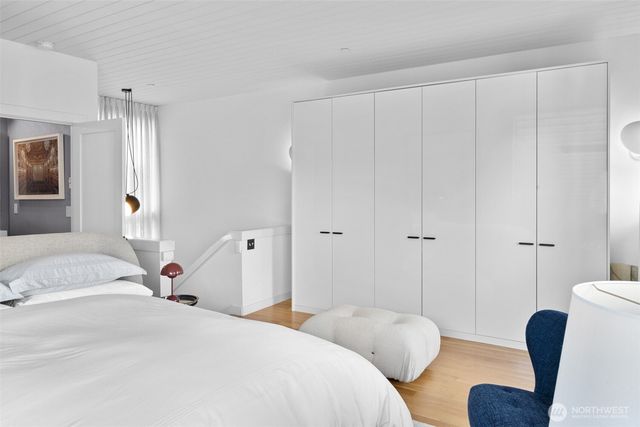 1536 15th Avenue E, Seattle, WA 98112