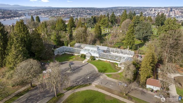 1536 15th Avenue E, Seattle, WA 98112