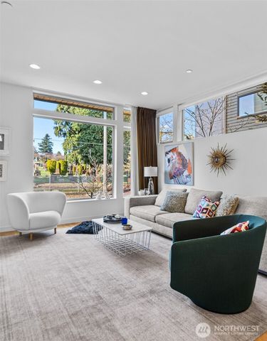 1536 15th Avenue E, Seattle, WA 98112