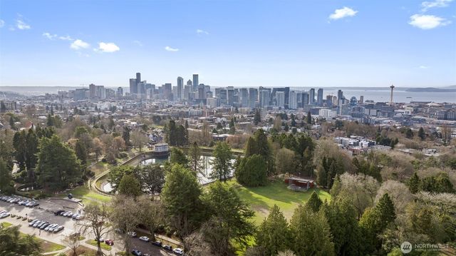 1536 15th Avenue E, Seattle, WA 98112