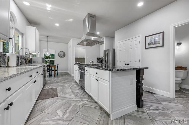 724 Oaksdale Summit Court, Wildwood, MO 63011