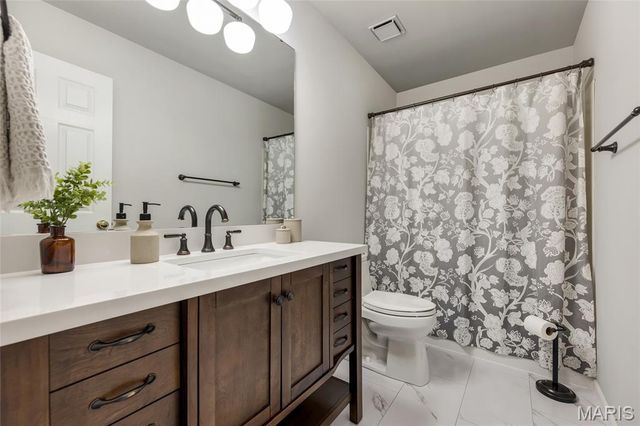724 Oaksdale Summit Court, Wildwood, MO 63011