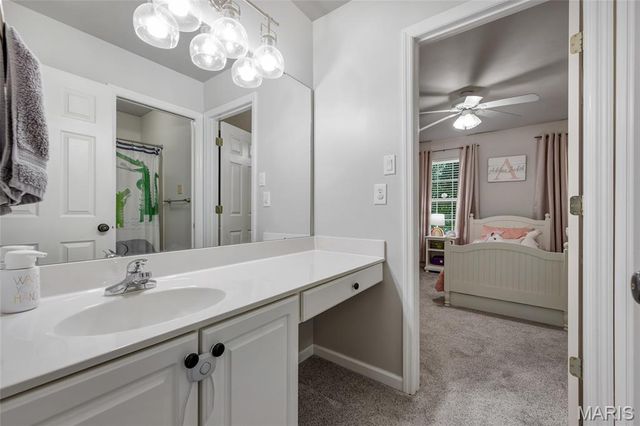 724 Oaksdale Summit Court, Wildwood, MO 63011