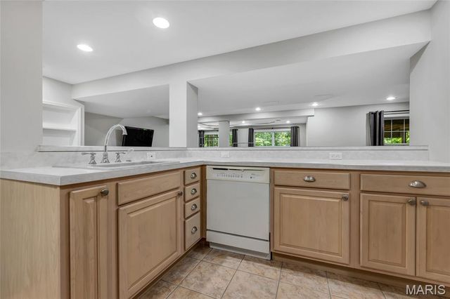 724 Oaksdale Summit Court, Wildwood, MO 63011