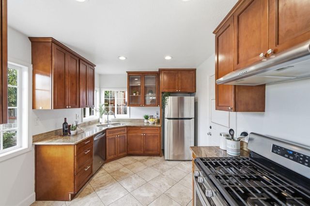 26337 Regal Avenue, Hayward, CA 94544