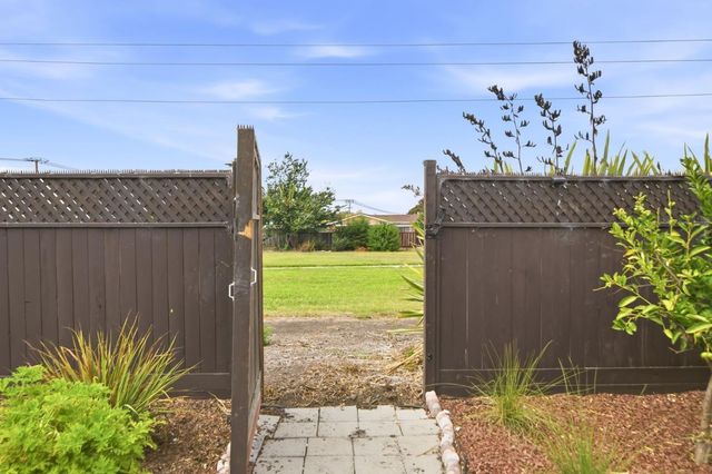 26337 Regal Avenue, Hayward, CA 94544
