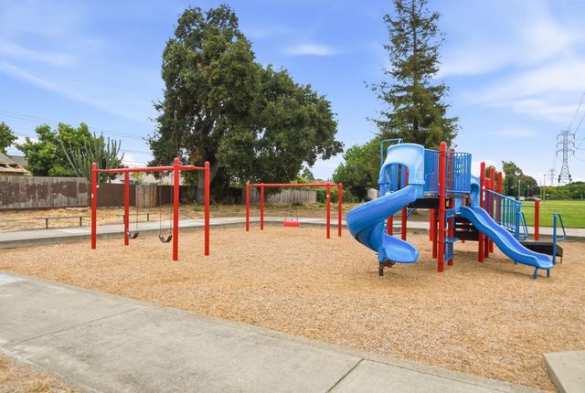 26337 Regal Avenue, Hayward, CA 94544