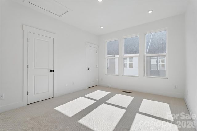 5013 Dutchess Drive, Charlotte, NC 28217