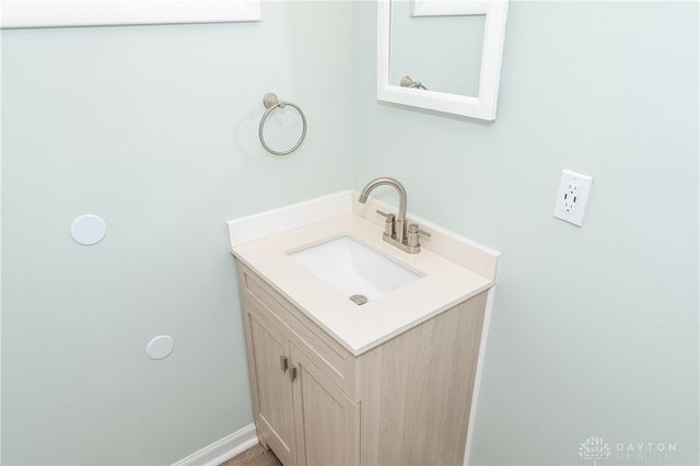 1908 Wilmington Pike, Dayton, OH 45420