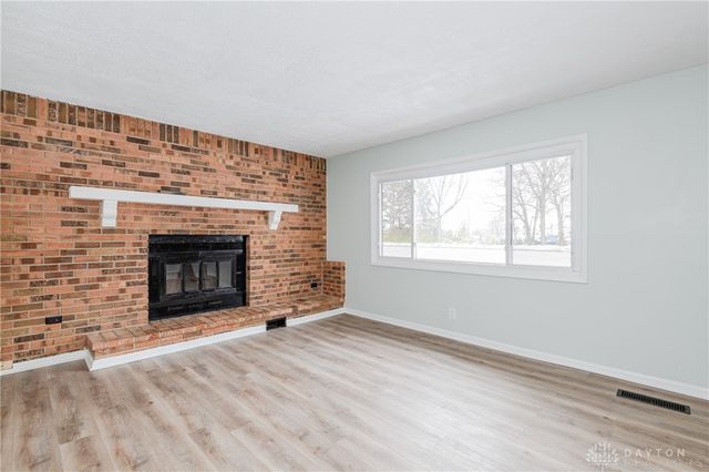 1908 Wilmington Pike, Dayton, OH 45420