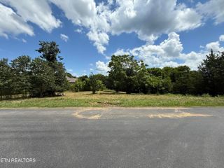 135 Itawa Tr, Vonore, TN 37885