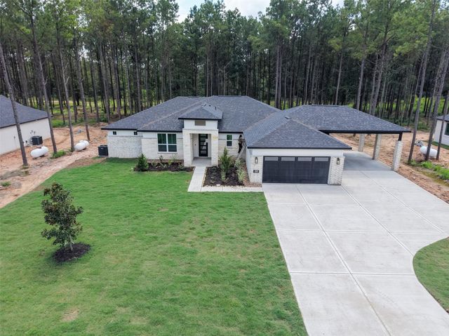 13660 Armstrong Street, Conroe, TX 77303