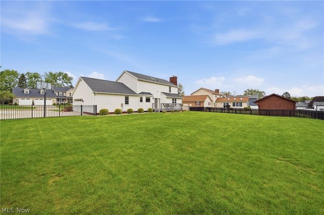 2200 Rohrer Street NW, North Canton, OH 44720