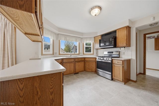 2200 Rohrer Street NW, North Canton, OH 44720
