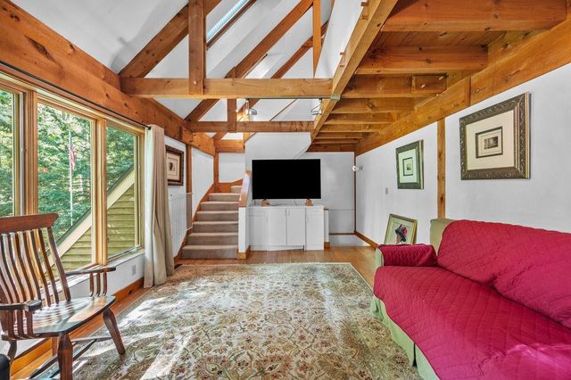 94 Old Lee Road, Newfields, NH 03856