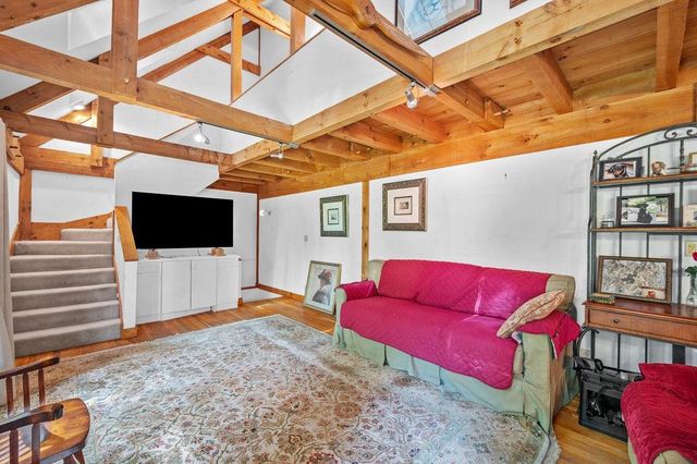 94 Old Lee Road, Newfields, NH 03856