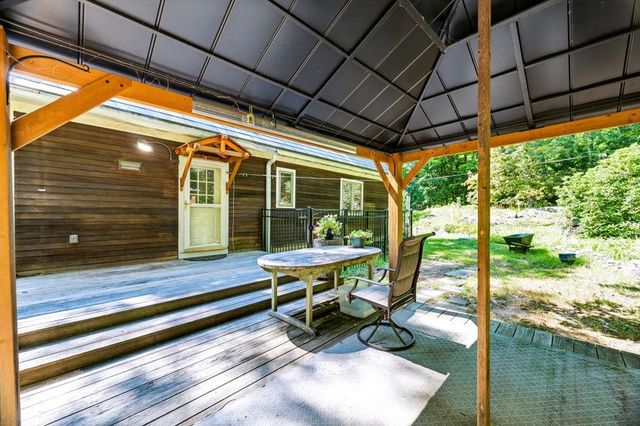 94 Old Lee Road, Newfields, NH 03856