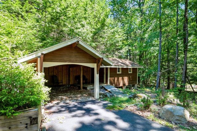 94 Old Lee Road, Newfields, NH 03856