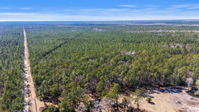 9168 Old Georgetown Road, Mcclellanville, SC 29458