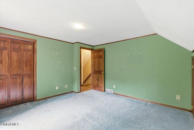 908 Mohegan Road, Niskayuna, NY 12309