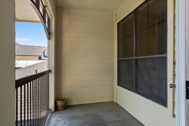 7701 Rialto BLVD 632, Austin, TX 78735
