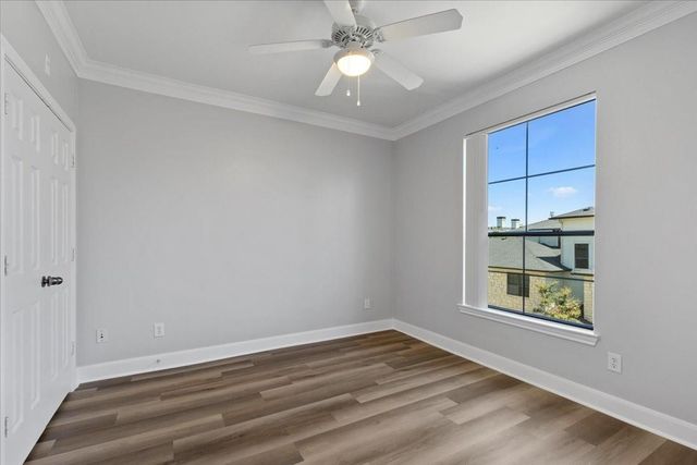 7701 Rialto BLVD 632, Austin, TX 78735