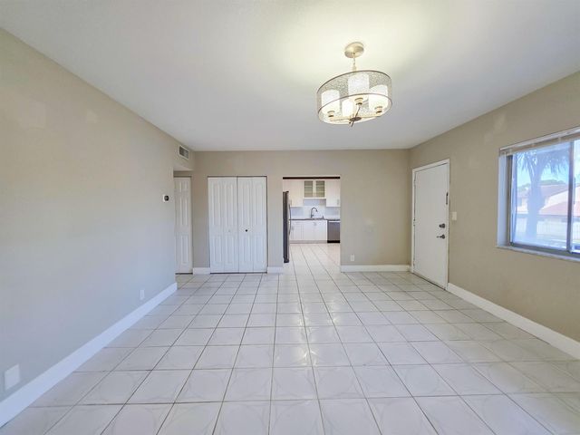 6289 Lear Drive 203, Lake Worth, FL 33462