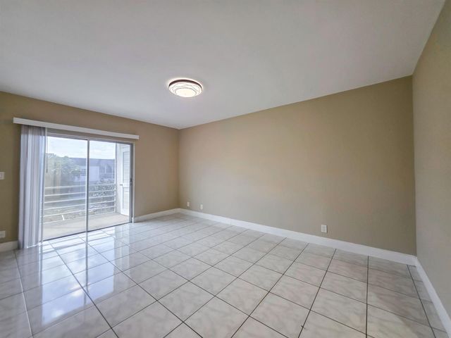 6289 Lear Drive 203, Lake Worth, FL 33462