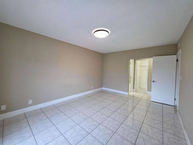 6289 Lear Drive 203, Lake Worth, FL 33462
