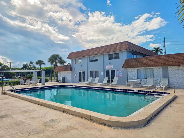 6289 Lear Drive 203, Lake Worth, FL 33462